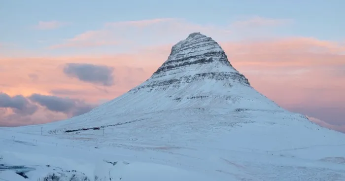 Experience The "Beyond The Wall" Game Of Thrones Episode In Iceland