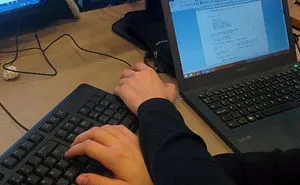 40 Pics That Reveal The Horrors Of Being Left-Handed