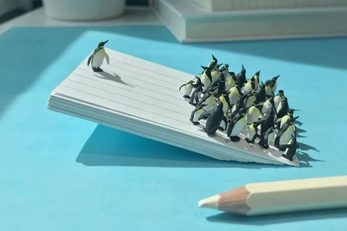 Miniature Office: Guy Turns Work Frustrations Into Miniature Scenes