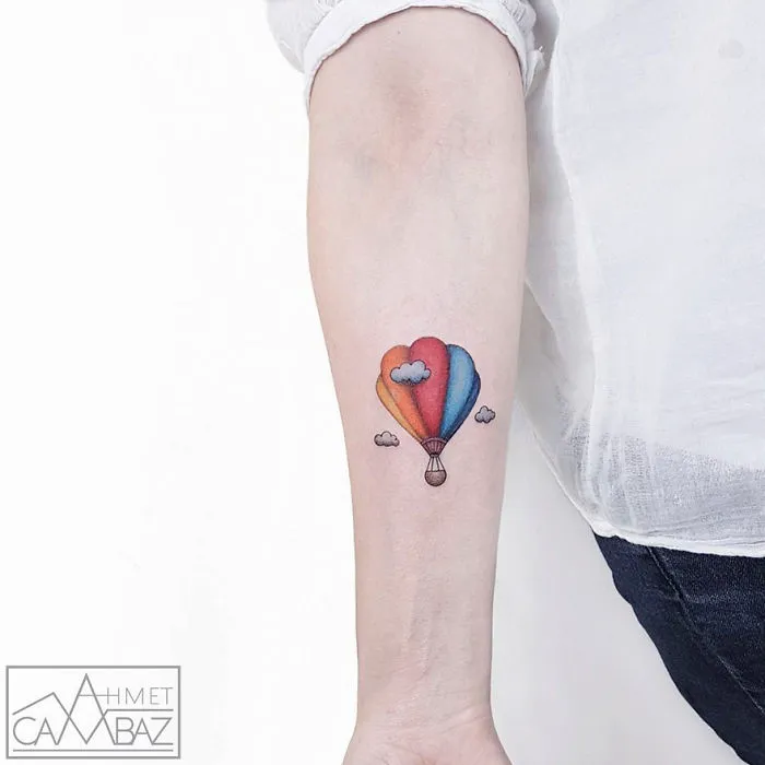 10+ Tatuajes sencillos pero llamativos que querrás en tu piel, hechos por un ex-caricaturista turco