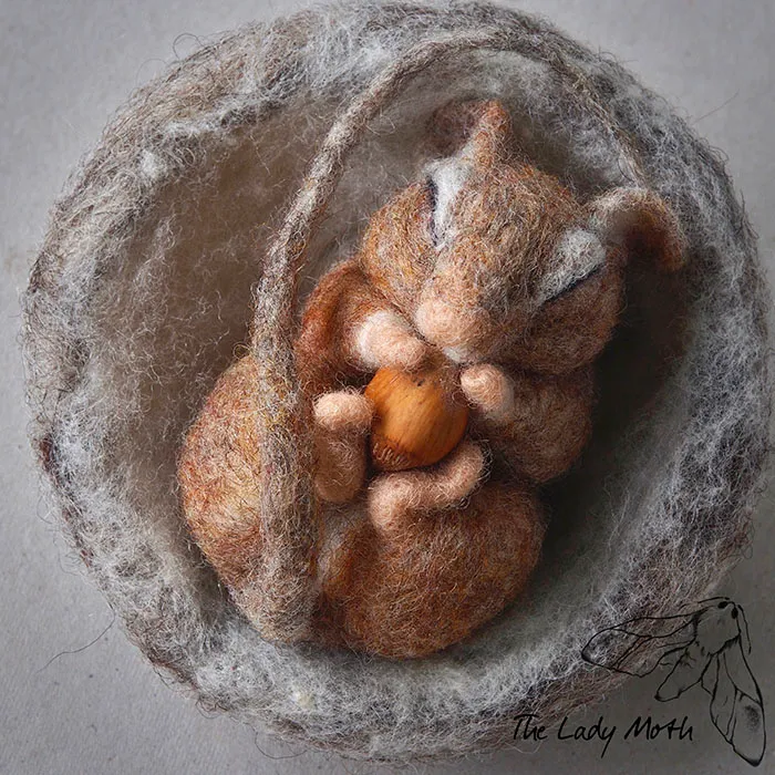 I’m A Self-Taught Artist Who Needle Felts Charming Animals