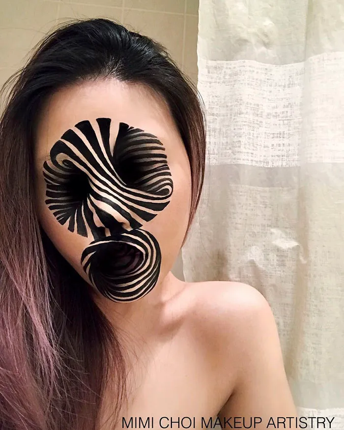 Woman Gives Up Teaching To Create Optical Illusions With Makeup, And It's Messing With Our Minds