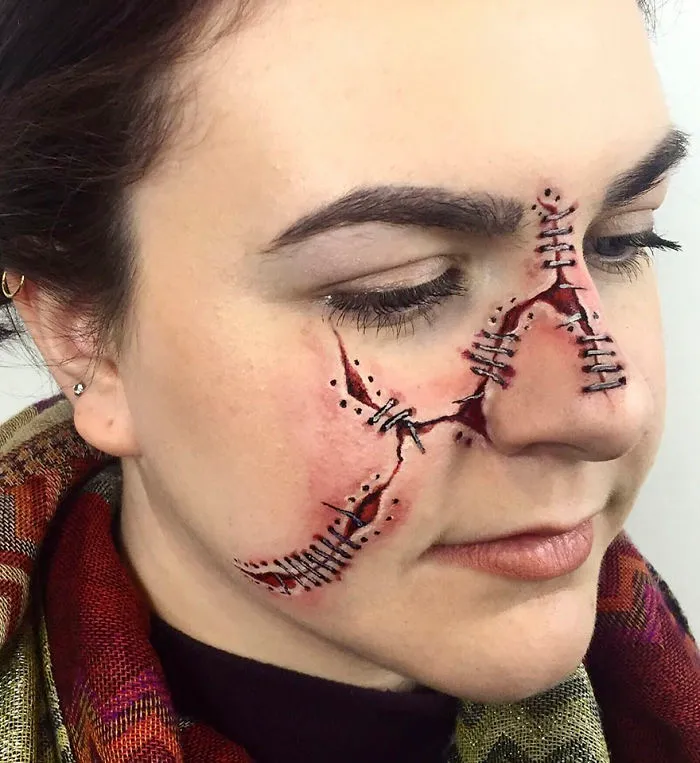 Woman Gives Up Teaching To Create Optical Illusions With Makeup, And It's Messing With Our Minds