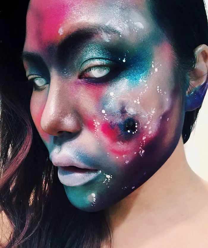 Woman Gives Up Teaching To Create Optical Illusions With Makeup, And It's Messing With Our Minds
