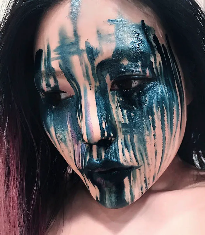 Woman Gives Up Teaching To Create Optical Illusions With Makeup, And It's Messing With Our Minds