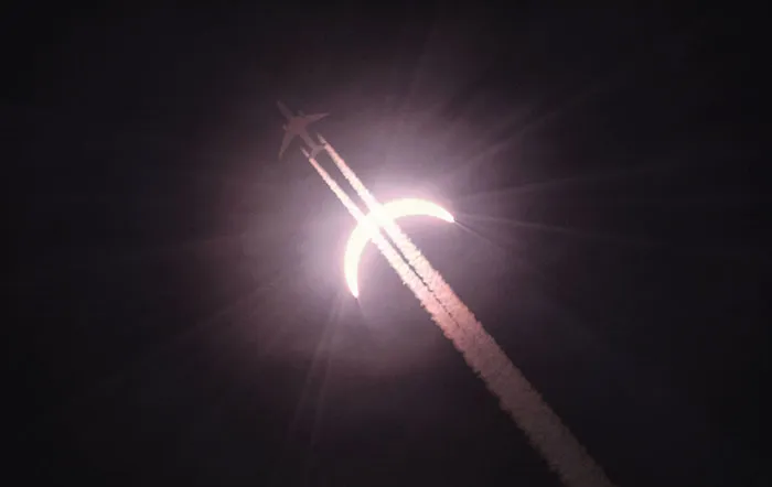 39 Of The Best Shots Of The 2017 Solar Eclipse