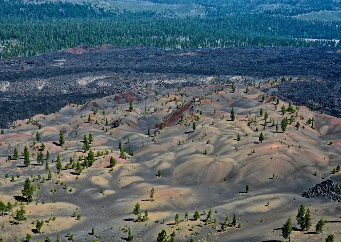 55 Photos Of Lassen Volcanic National Park That Look Like They're Taken At Another Planet