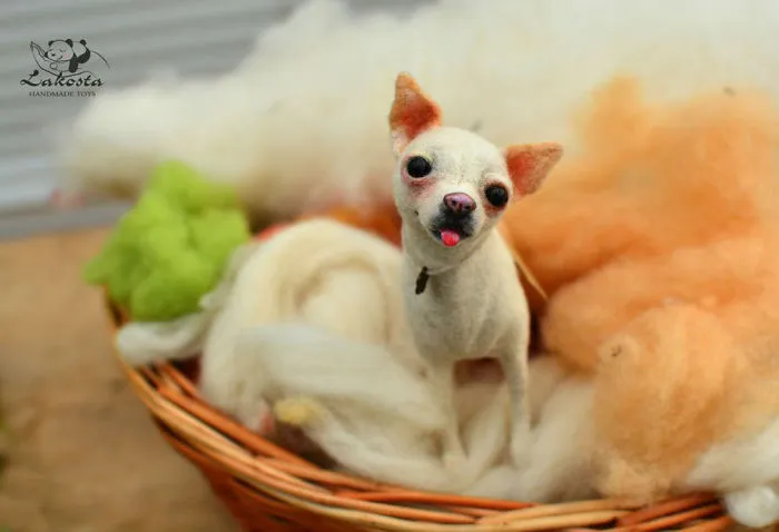 Russian Artist Makes Cute Woolen Animal Toys Completely By Hand