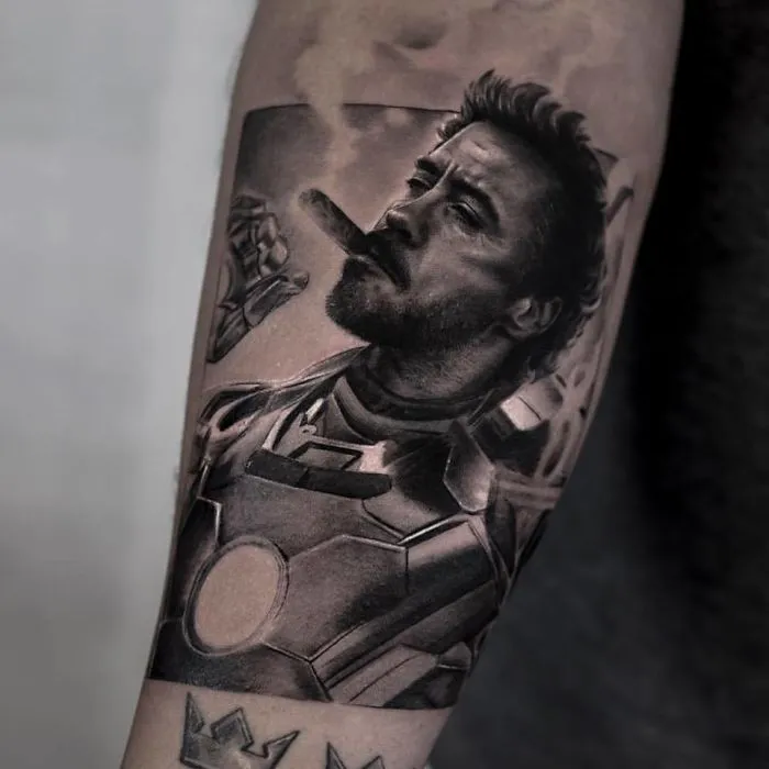 Belgian Tattooist Makes Realistic Tattoos That Give The Impression That They Are Printed On The Skin