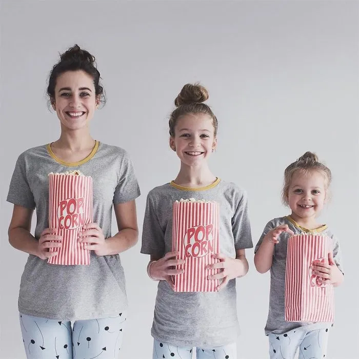 Mother Of Two Takes Adorable Photos Of Herself And Her Daughters In Matching Clothing (Part 2)