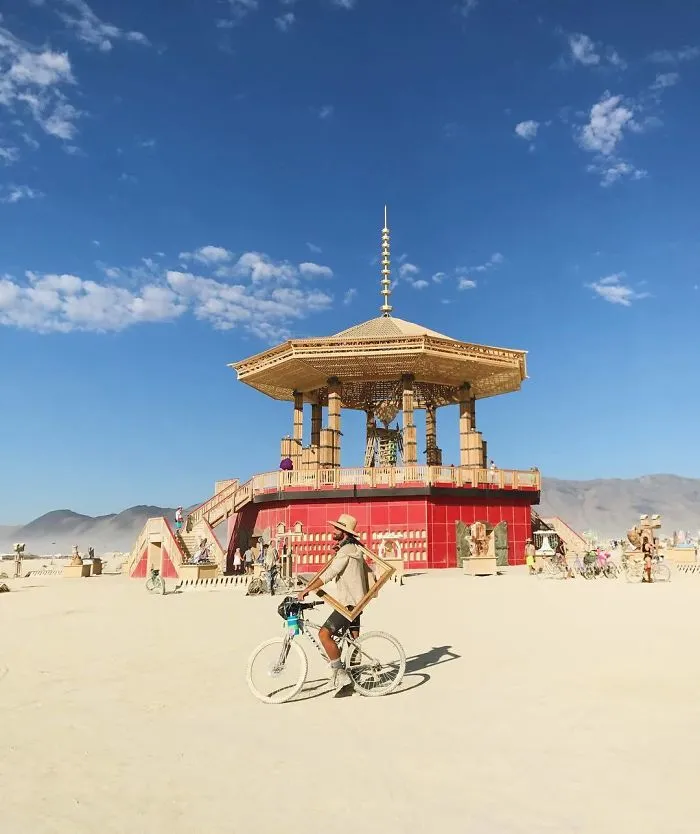 208 Epic Photos From Burning Man 2017 That Prove It's The Craziest Festival In The World