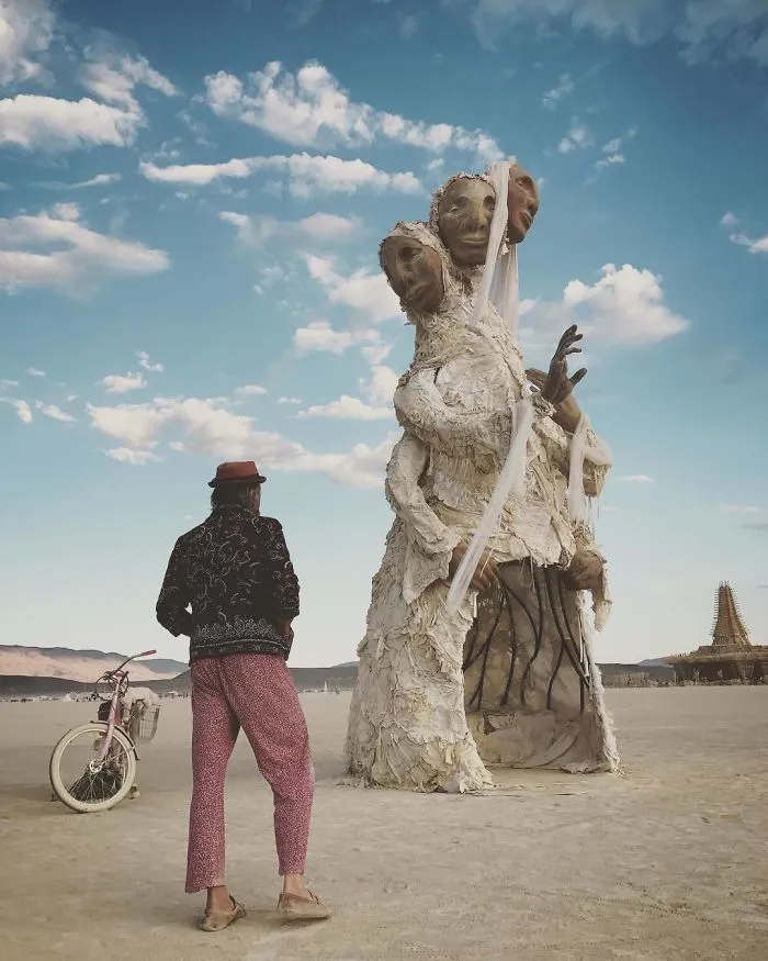 208 Epic Photos From Burning Man 2017 That Prove It's The Craziest Festival In The World