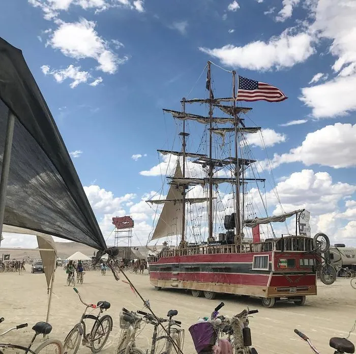208 Epic Photos From Burning Man 2017 That Prove It's The Craziest Festival In The World