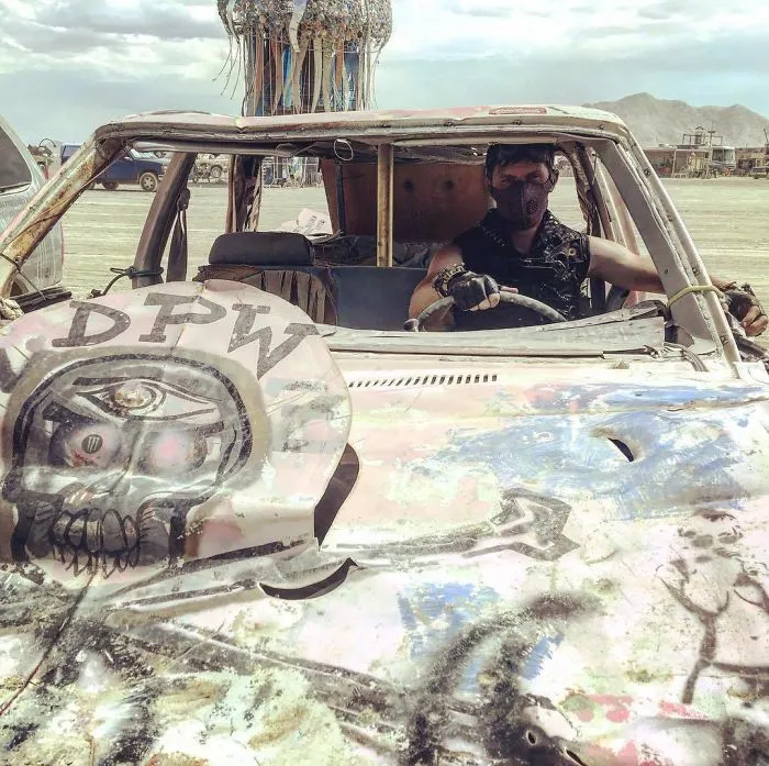 208 Epic Photos From Burning Man 2017 That Prove It's The Craziest Festival In The World