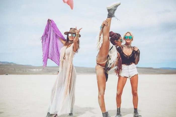 208 Epic Photos From Burning Man 2017 That Prove It's The Craziest Festival In The World