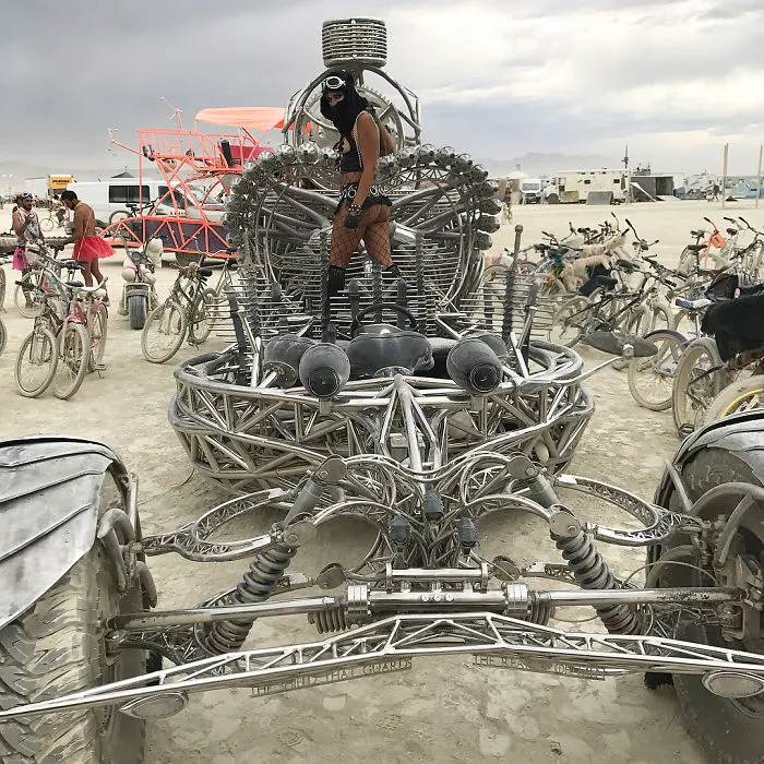 208 Epic Photos From Burning Man 2017 That Prove It's The Craziest Festival In The World