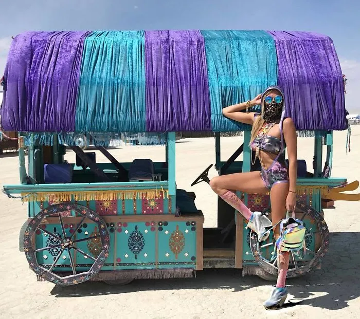 208 Epic Photos From Burning Man 2017 That Prove It's The Craziest Festival In The World