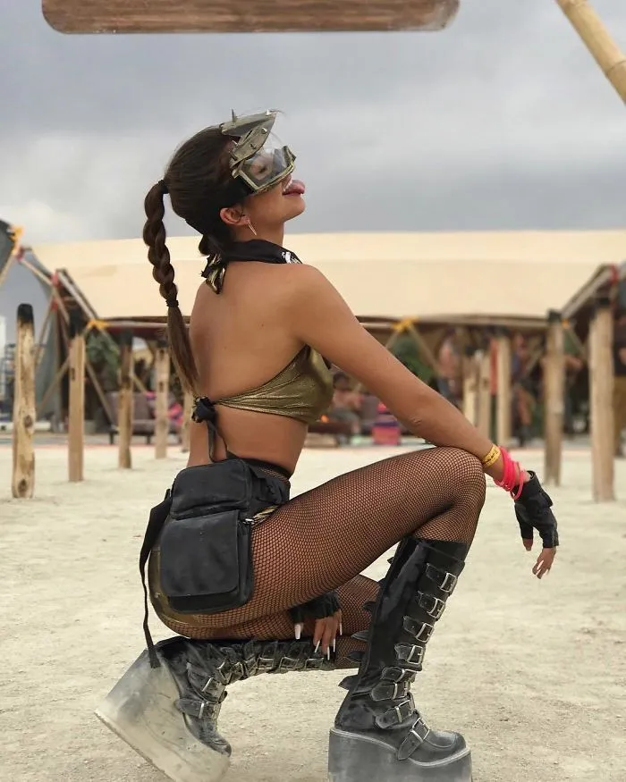 208 Epic Photos From Burning Man 2017 That Prove It's The Craziest Festival In The World
