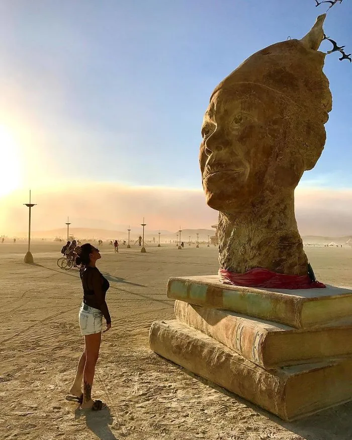 208 Epic Photos From Burning Man 2017 That Prove It's The Craziest Festival In The World
