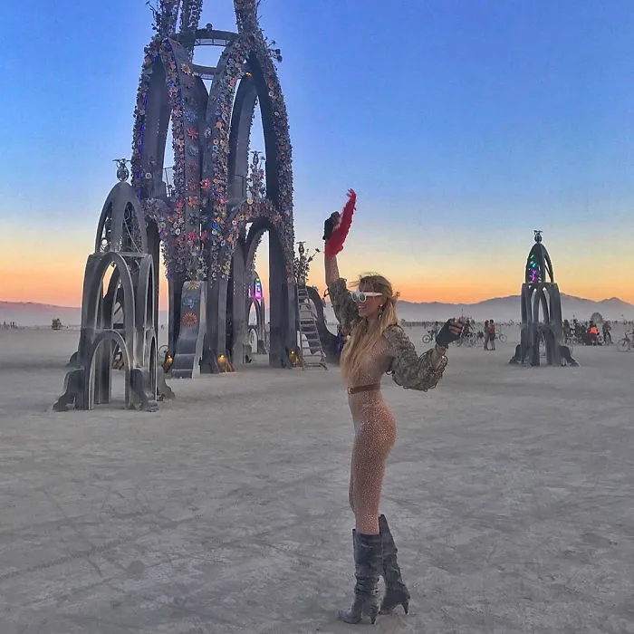 208 Epic Photos From Burning Man 2017 That Prove It's The Craziest Festival In The World
