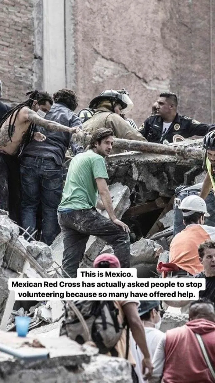 This Is Mexico.
this Is How The People Of Mexico Helps Each Other After An Earthquake Hits In Mexico City, Morelos, Puebla, Oaxaca And Chiapas.