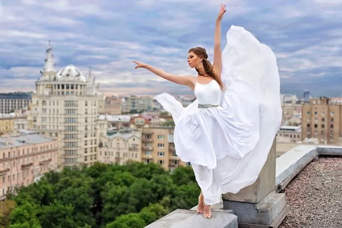 Moscow Rooftop Dancing