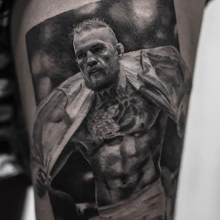 Belgian Tattooist Makes Realistic Tattoos That Give The Impression That They Are Printed On The Skin