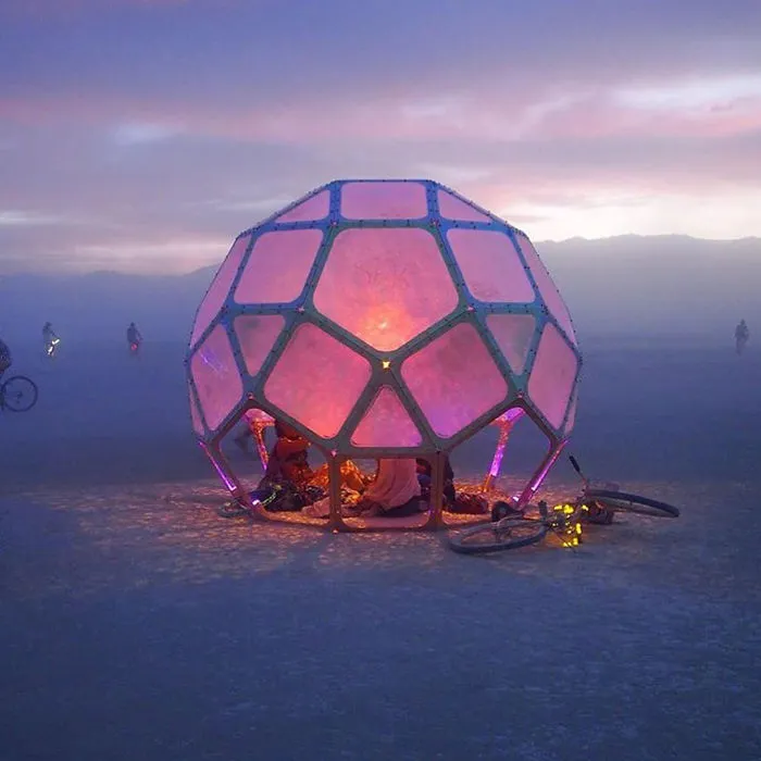 208 Epic Photos From Burning Man 2017 That Prove It's The Craziest Festival In The World