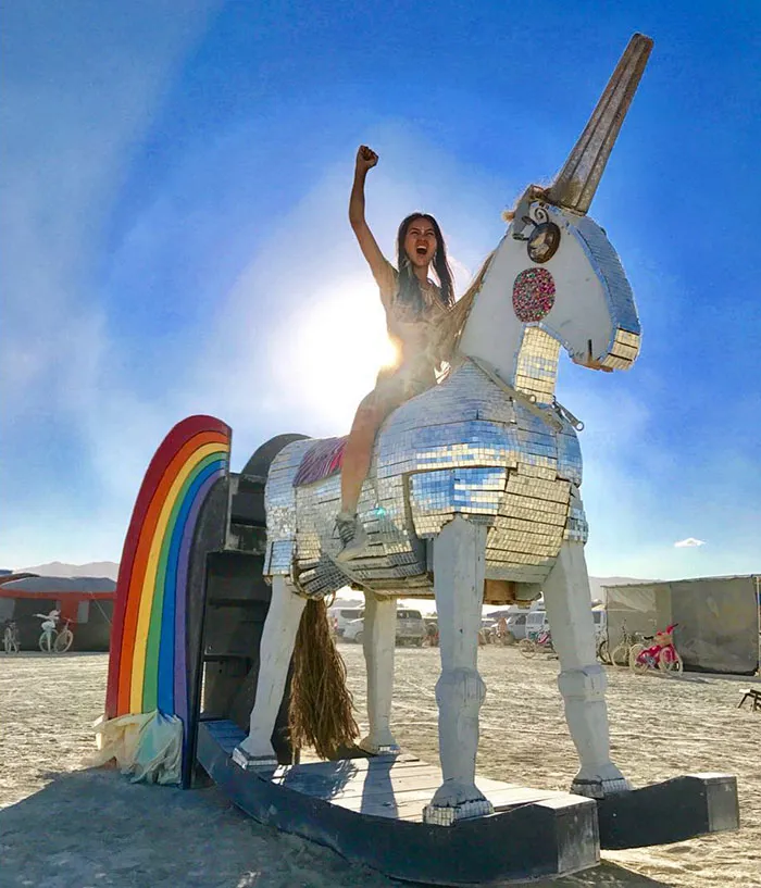 208 Epic Photos From Burning Man 2017 That Prove It's The Craziest Festival In The World