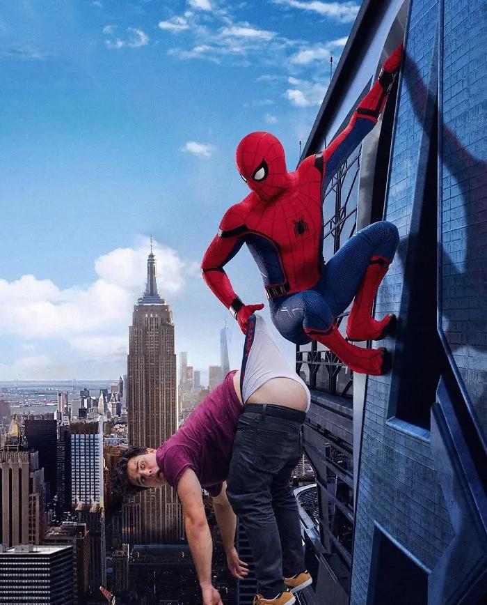 Este hombre sigue photoshopeandose en las vidas de los famosos y no podemos parar de reír