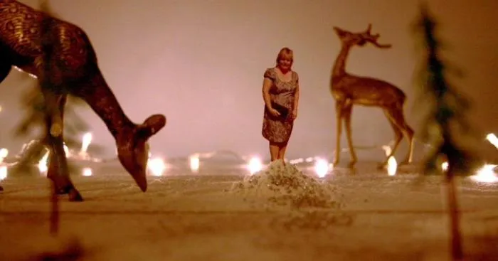 This Photographer Puts Her Family Into A Mini World Of Magical Fun For Christmas Cards