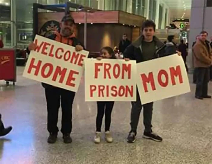 My Friend Just Got Home From A Trip. This Was Her Family’s Funny Welcome Home Sign At The Airport