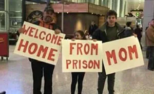 84 Funny Airport Pickup Signs That Made Everyone Chuckle