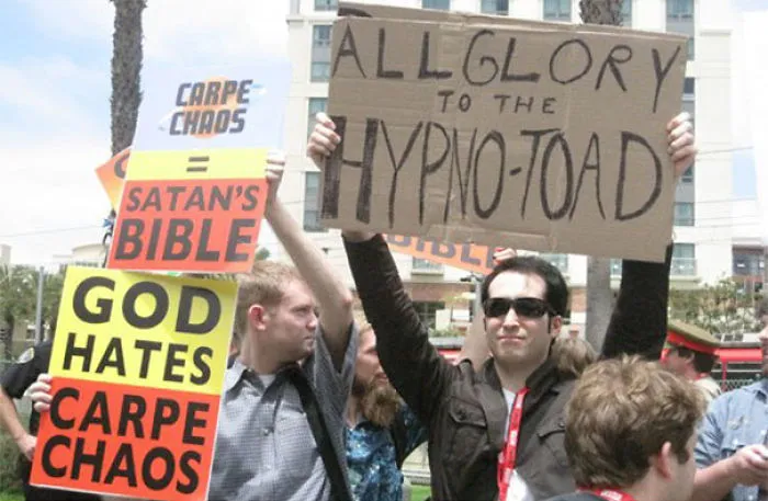 Glory To The Hypno-Toad