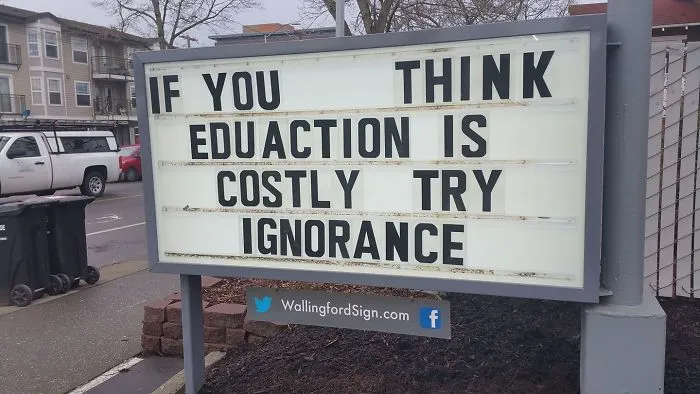 Local Gas Station Makes Whole Town Laugh Every Day With The Funniest Signs Ever