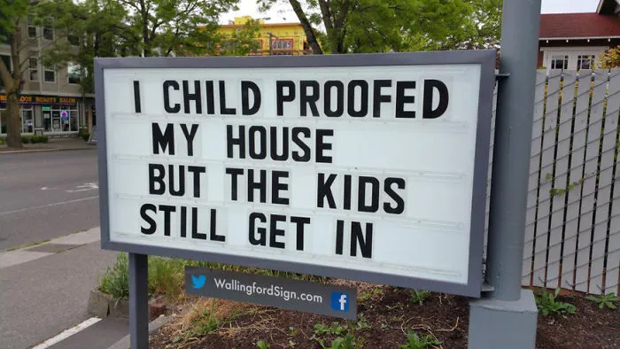 Local Gas Station Makes Whole Town Laugh Every Day With The Funniest Signs Ever