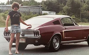 Hey Pandas, Share Vintage Photos Of Your Dads Being Cool!