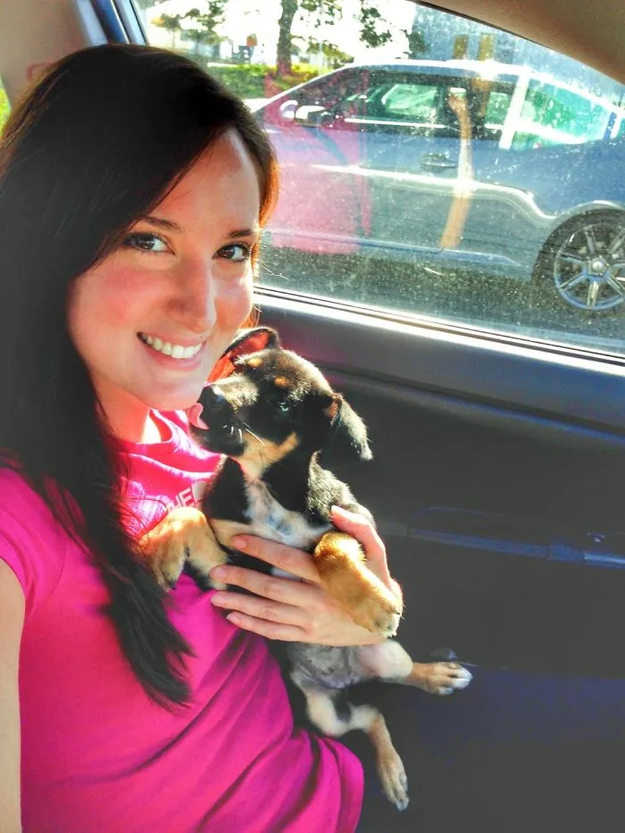 Hey Dog Owners! Share Pictures Of Meeting Your Doggos For The First Time