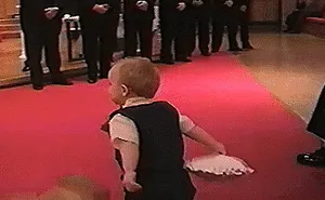36 Hilarious Pics Of Kids At Weddings