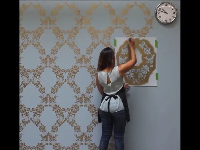 Get The Wallpaper Look For Less: How To Stencil A Wall In Only 1 Hour!