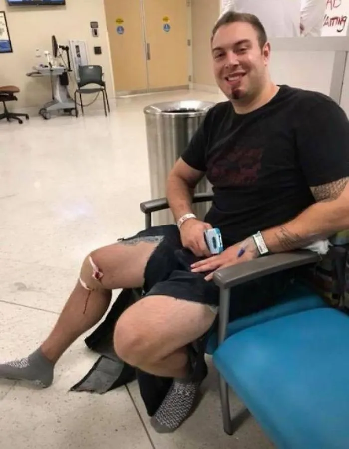 Este hombre recibió un balazo mientras protegía a mi hermana de los disparos