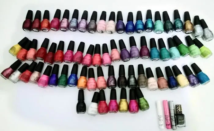 My Girlfriend, Who Hasn't Seen These Yet, Has Been Working Her Ass Off Everyday At Her (Often Thankless) Job. Her Time Relaxing Is Spent Painting Her Nails And Browsing "Laqueristas".  This Is A Little Treat I Picked Up On The Way Home From Work, Hopefully It Is A Good Reward For Her After Yet Another Long Day In The Office