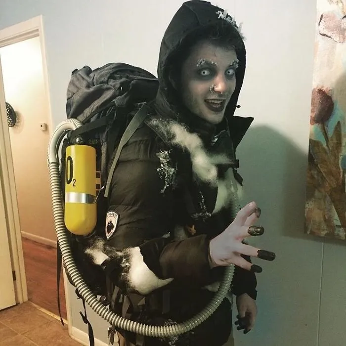Pretty Unique Halloween Costume - Dead Body On Mount Everest