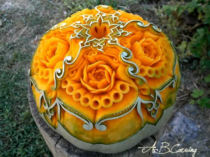 26 Alternative Halloween Pumpkins That I Carved To Show They Don't Necessarily Need To Be Scary