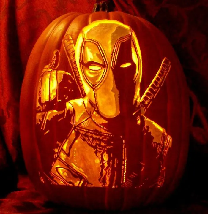 Artist Carves Portraits Of Famous Pop Culture Characters And The Result Is Incredible