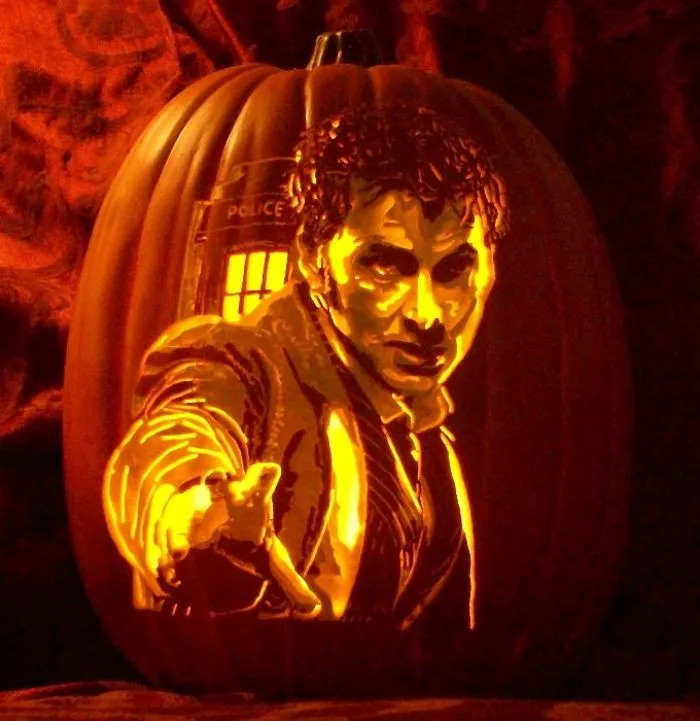 Artist Carves Portraits Of Famous Pop Culture Characters And The Result Is Incredible