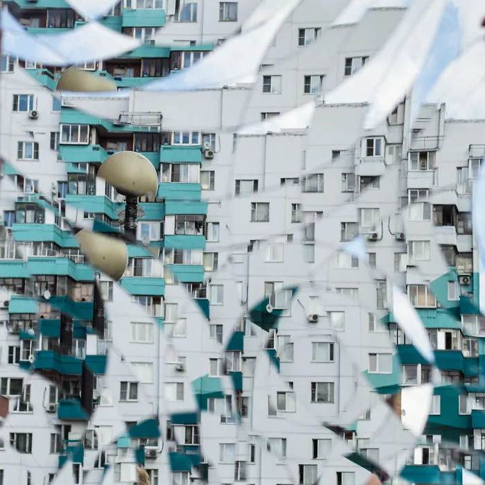 Archevolution: I Used A Cut Mirror To Shoot Architecture