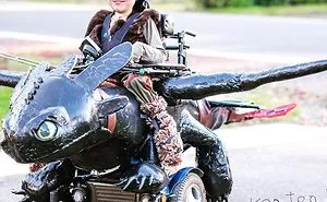 50 Times People With Disabilities Won Halloween With Their Awesome Sense Of Humor