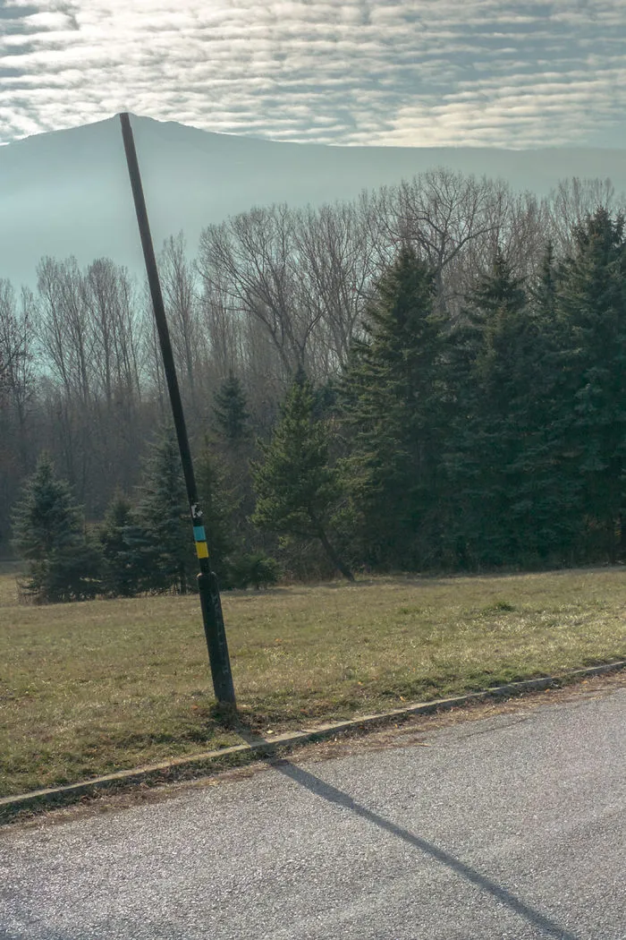 The Coincidence Project: 53 Photos That Will Make You Look Twice
