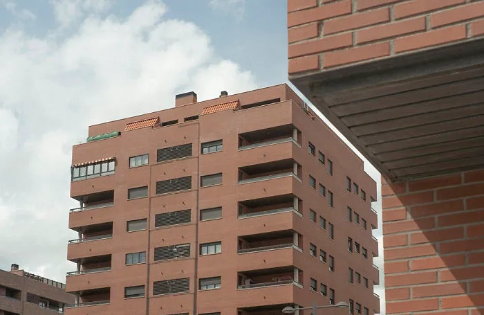 The Coincidence Project: 53 Photos That Will Make You Look Twice